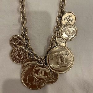 Authentic Vintage Chanel CC medal chain necklace